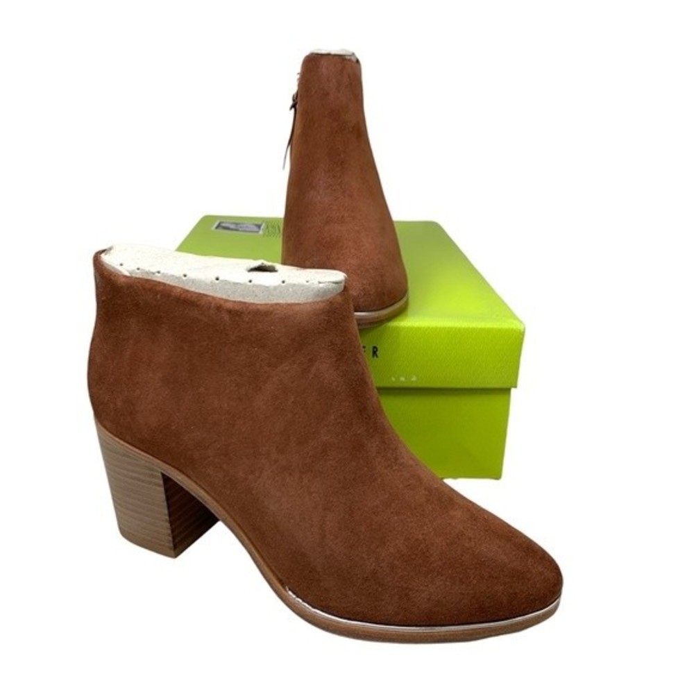 NWT Ted Baker Hiara Bootie Boots 38 / 7.5 Tan Suede Leather